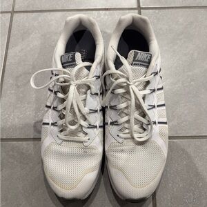 Nike Men's White and Black Athletic Shoes